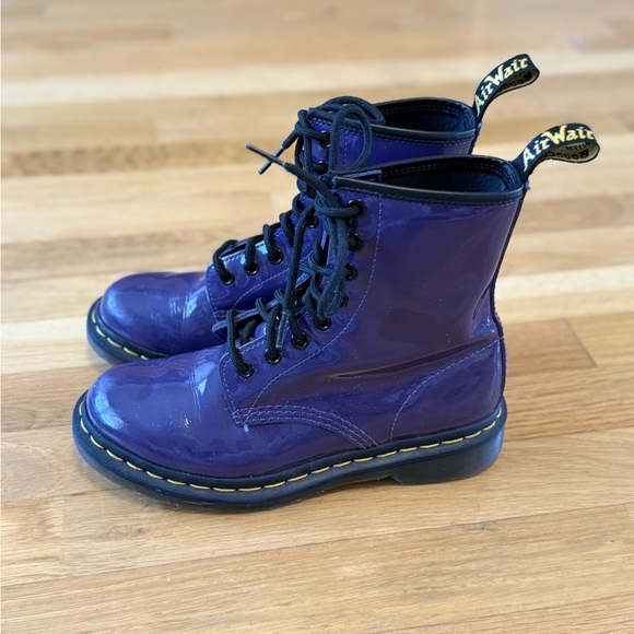 Dr. Marten's Purple 1460 WOMEN'S PATENT LEATHER LACE UP BOOTS - Picture 8 of 16